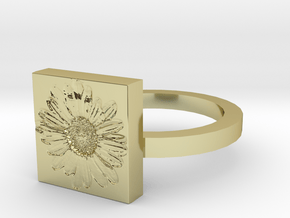 Daisy Ring in 18K Gold Plated