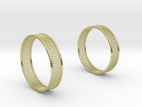 Wired Beauty 8 Hoop Earrings 40mm in 18K Gold Plated