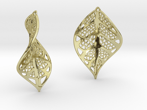 Leaf earrings in 18K Gold Plated