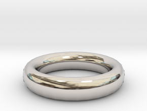 Thin Ring 20 x 20mm in Platinum
