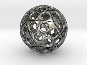 60-hole ball in Fine Detail Polished Silver