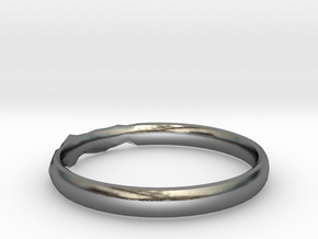 Shadow Ring US Size 8.5 in Polished Silver