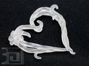 Knotted Blossom Heart in Smooth Fine Detail Plastic