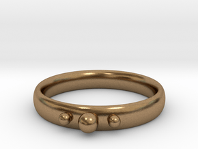 Ring with beads in Natural Brass