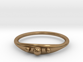 Ring with beads, thin backside in Natural Brass