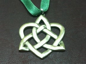 Heart Knot - small in Polished Nickel Steel