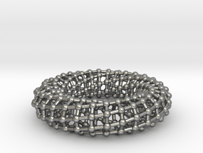 Border Object - Twisted Torus 0 in Natural Silver
