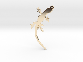 Gecko Crawling Necklace Pendant in 14K Yellow Gold