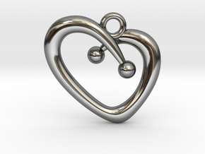 Stylish Heart in Fine Detail Polished Silver