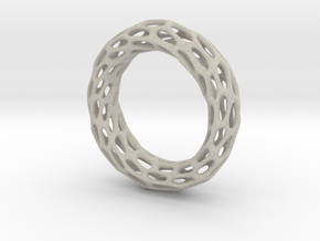 Trous Ring S 9.5 in Natural Sandstone