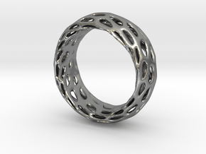 Trous Ring Size 6 in Natural Silver