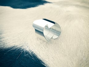 The Cow (ø internal 18,14 mm) in Polished Silver