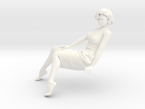 Lady sitting-014 scale 1/24 1/35 in White Processed Versatile Plastic: 1:24