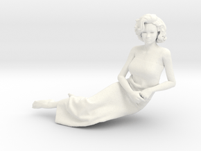 Lady sitting-006 scale 1/24 Passed in White Processed Versatile Plastic