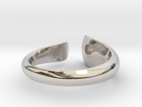 Tactile Flame - Size 5 in Rhodium Plated Brass