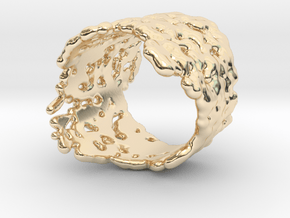 Ring Melting No.8 in 14K Yellow Gold