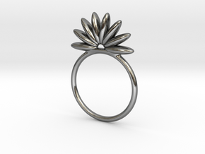 Demi Flower Ring in Polished Silver
