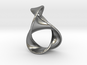 Figure 8 Knot Earring in Natural Silver