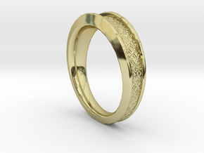 Detailed Ring in 18k Gold Plated Brass