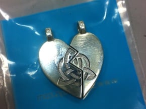 Heart Pendent (Sisters Bond Celtic) in Fine Detail Polished Silver
