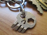 ''Skull'' Keychain / Pendant Multitool