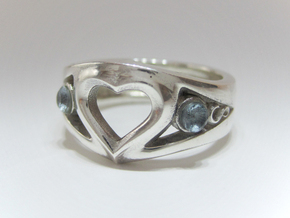Heart Ring(Inner diameter of ring 18mm) in Polished Silver