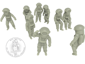 Vintage Moon Astronauts Set /  1:144 in Smoothest Fine Detail Plastic