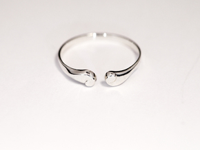 ea ring in Polished Silver