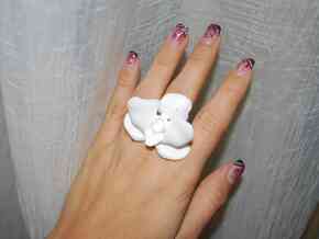 Orchid ring in White Natural Versatile Plastic