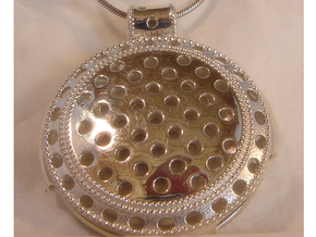 Round Vintage Pendant in Polished Silver