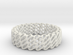 Diagrid ring in White Natural Versatile Plastic