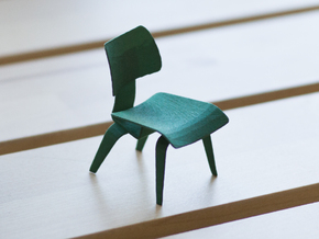 Eames Dining Chair in Green Processed Versatile Plastic