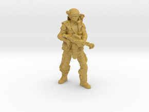 Female Colonial Marine Flamethrower 34mm in Tan Fine Detail Plastic