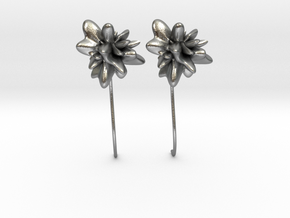 Flower Studs in Natural Silver
