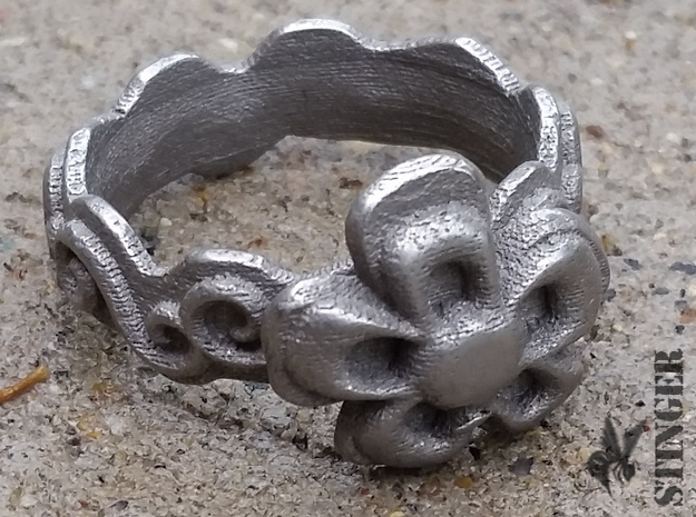 Flower Ring Size 6 1/2 in Polished and Bronzed Black Steel
