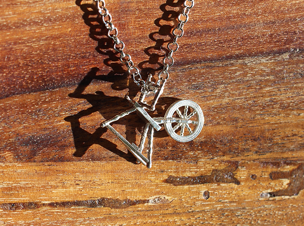 Spinning Wheel Pendant in Polished Silver