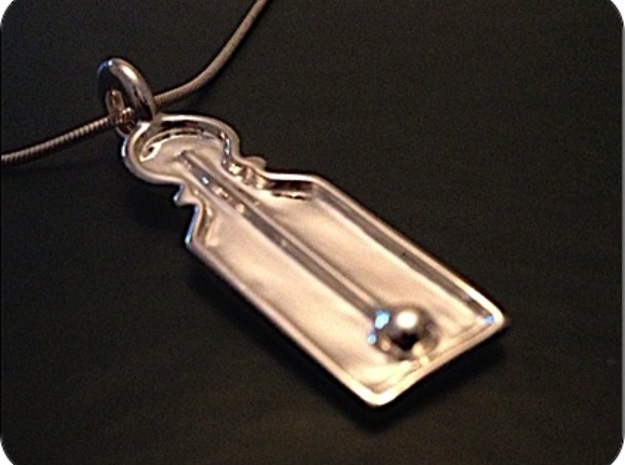 Plumb Pendant in Fine Detail Polished Silver