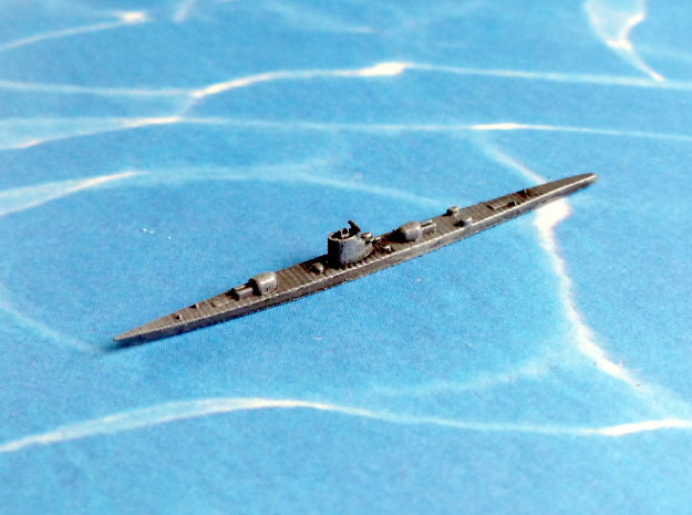 German Submarine Cruiser Type XIb 1/1800 in Tan Fine Detail Plastic