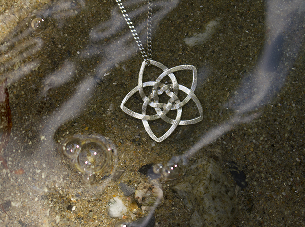 Venus flower small in Natural Silver