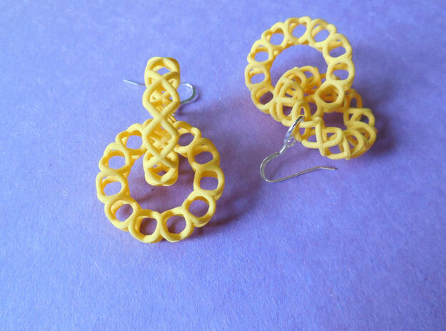 XOXO Linked Rings - a pair of earrings in Yellow Processed Versatile Plastic