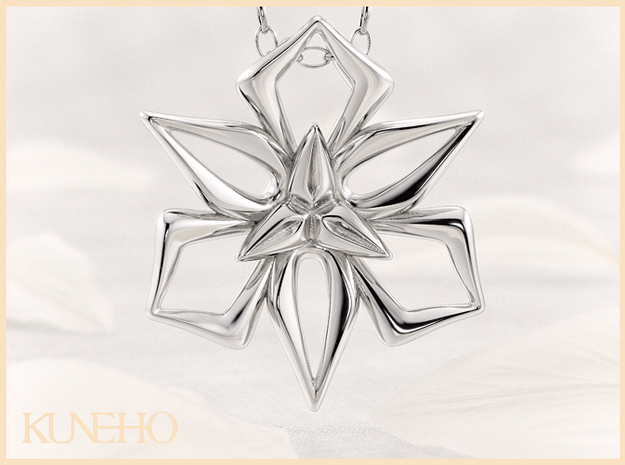 Great Lily Pendant in Fine Detail Polished Silver