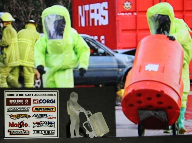 Level A Hazmat Technician w Drum on Dolly, 1/64 in Smooth Fine Detail Plastic