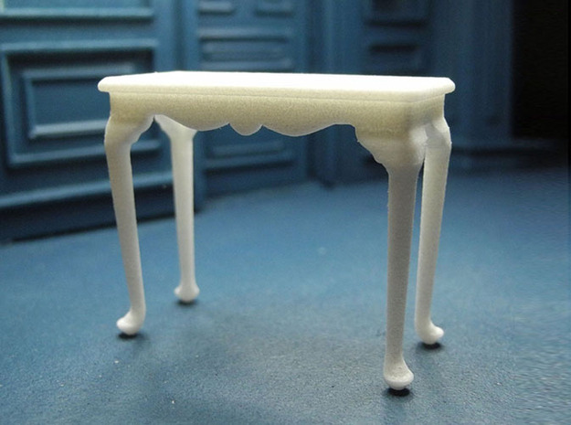 1:24 Fancy Queen Anne Console Table, Medium in White Natural Versatile Plastic