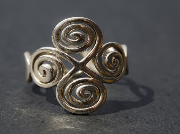 2 Spirals and Ovals -Closed version- Size17 in Polished Silver