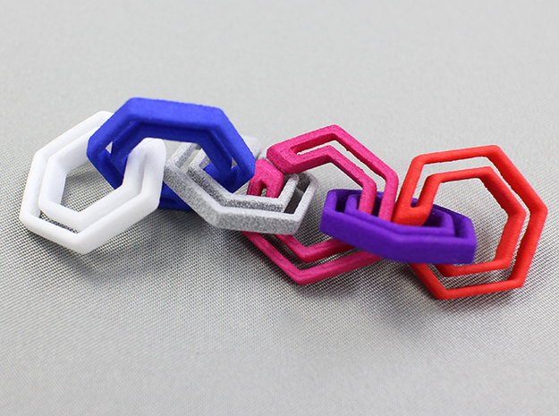 hex chain in White Natural Versatile Plastic