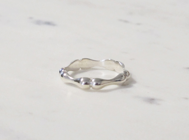 Bamboo Ring in Polished Silver: 8 / 56.75