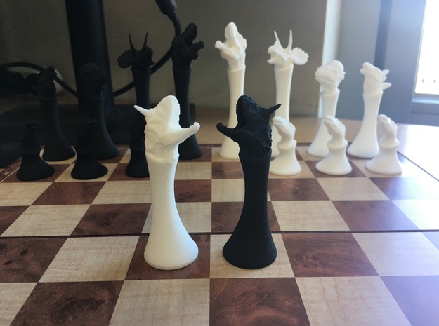(Chess) Carnotaurus Knight in White Natural Versatile Plastic