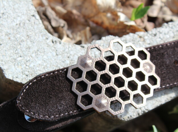 Honey comb belt buckle in Polished Bronze Steel