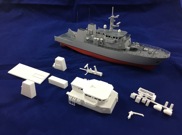 HMCS Kingston, Details 1 of 2 (1:200, RC) in White Processed Versatile Plastic
