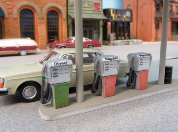 Vintage Gas Pump in Smooth Fine Detail Plastic: 1:87 - HO